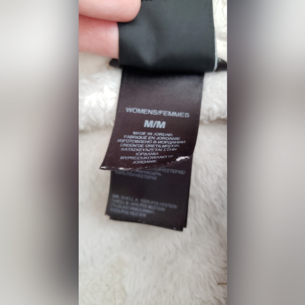 The North Face Osito Jacket - Picture 8 of 9